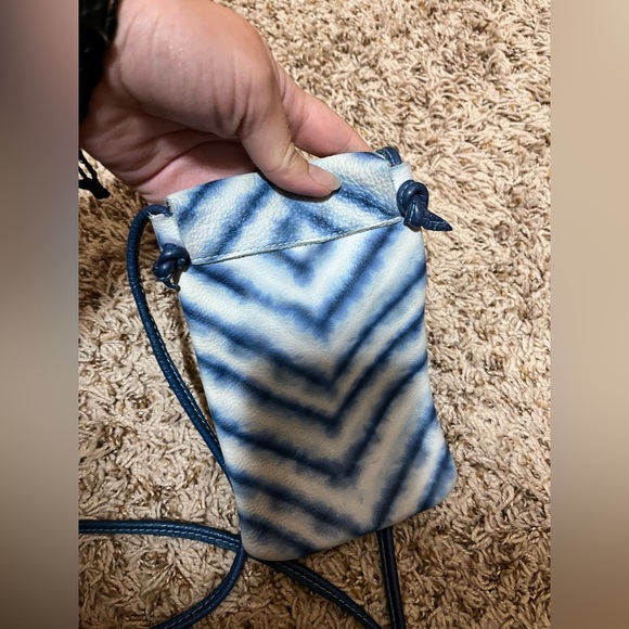 Free People Let's Dance Phone Crossbody Bag Leather - Picture 7 of 7